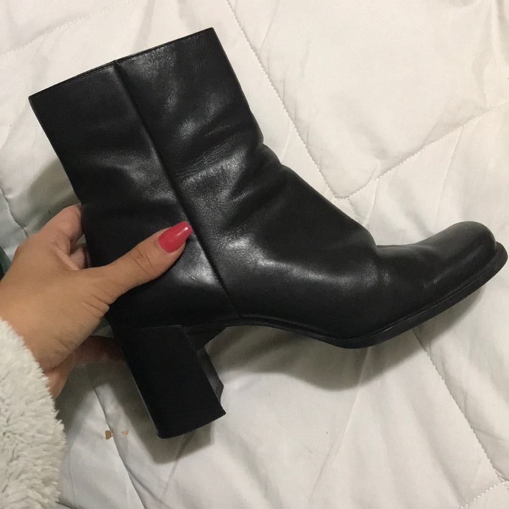 Black Nine West booties